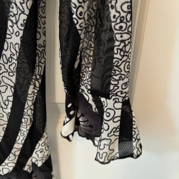 Mechant Sheer Blouse Size S. - Picture 6 of 7